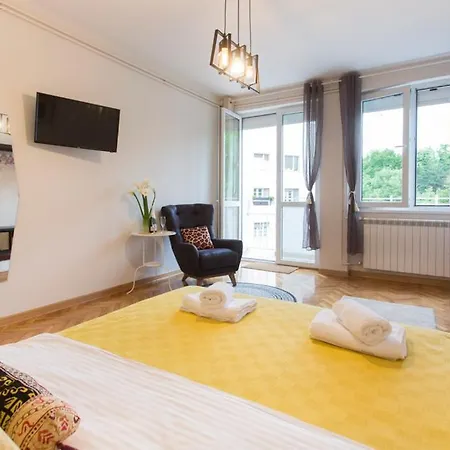 Side Up Exclusive Apartment Belgrade