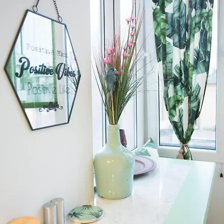 Side Up Exclusive Daire *